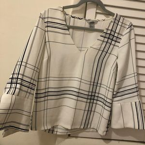 H&M black and white blouse
